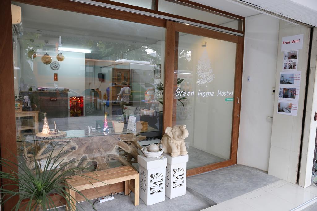 Green Home Hostel And Massage Bangkok Extérieur photo