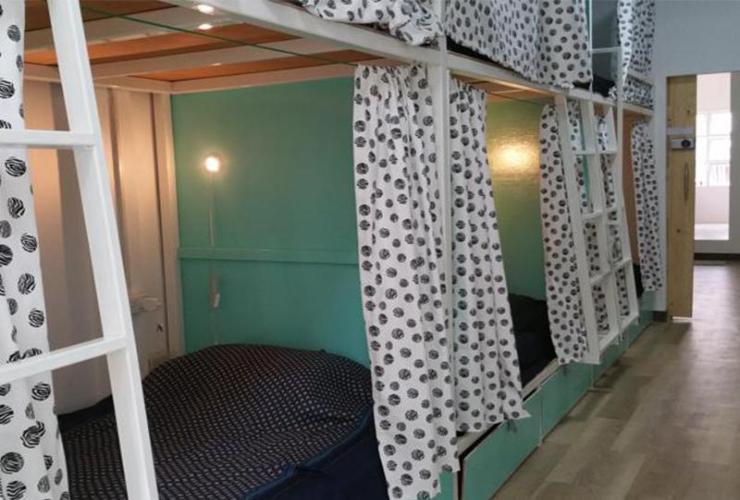 Green Home Hostel And Massage Bangkok Extérieur photo